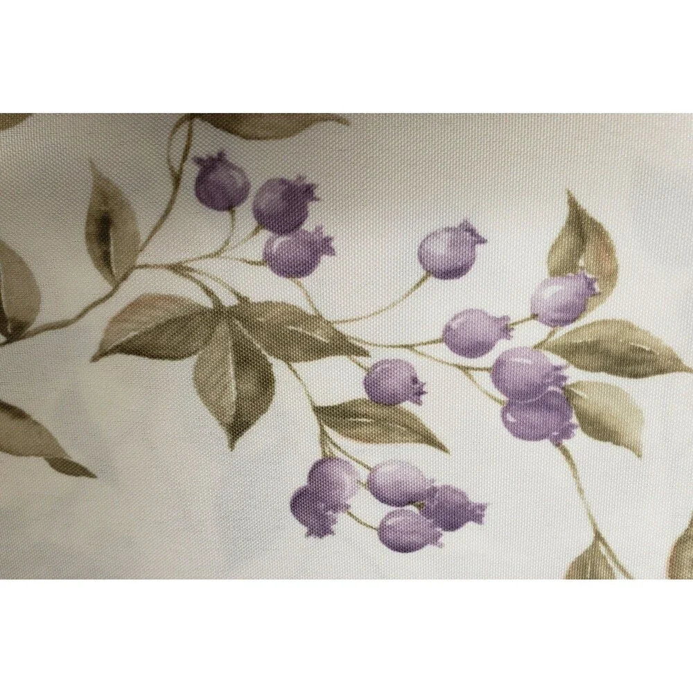 1 Printed Fabric Tablecloth, 60